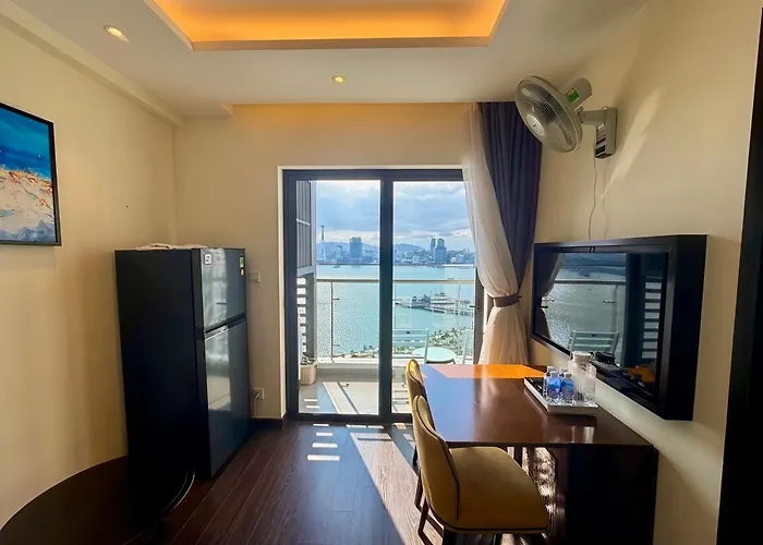 Stunning Sea View With Balcony - The Sapphire *