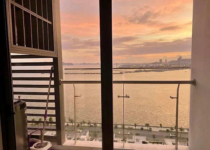 Stunning Sea View With Balcony - The Sapphire Căn hộ Hạ Long