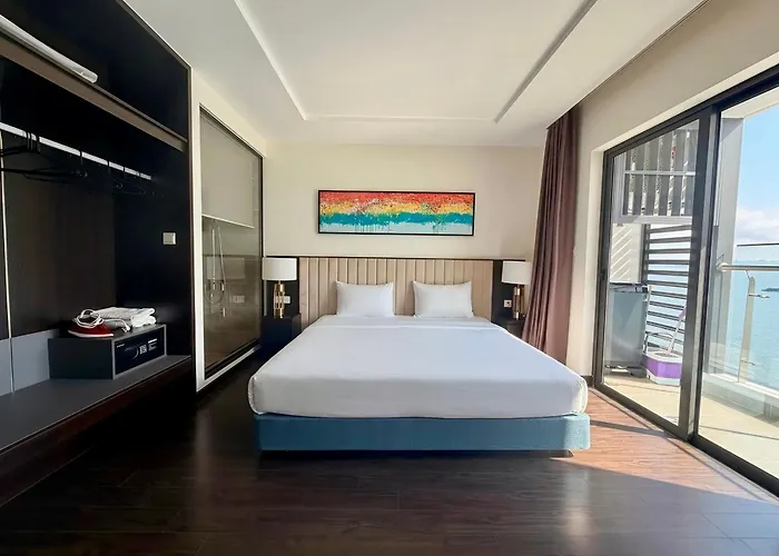 Stunning Sea View With Balcony - The Sapphire Căn hộ Hạ Long