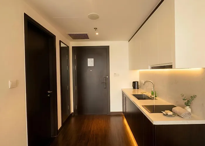 Căn hộ Stunning Sea View With Balcony - The Sapphire *