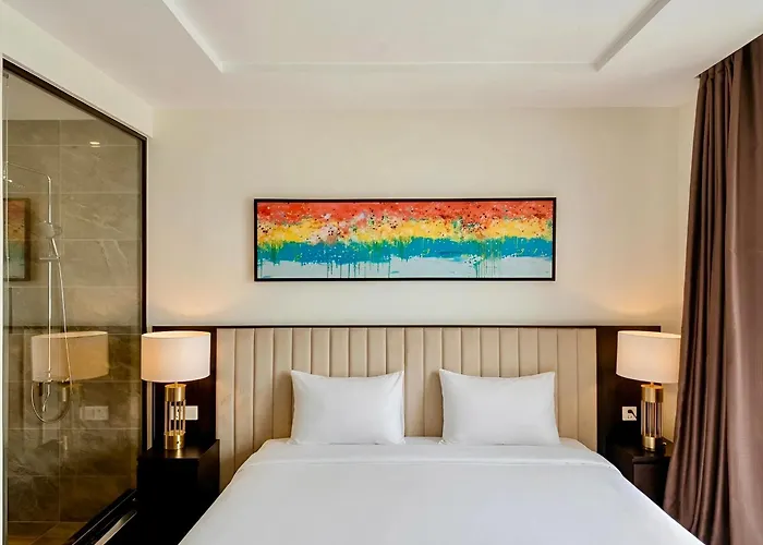 Căn hộ Stunning Sea View With Balcony - The Sapphire *