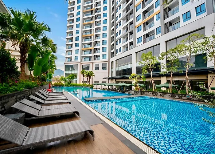 Stunning Sea View With Balcony - The Sapphire *